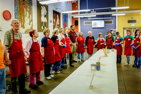 catholic charities colorado springs|Volunteer .